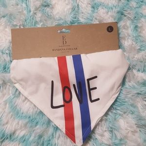 Ellen Degeners Bandana Collar